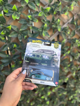 Load image into Gallery viewer, HotWheels Premium Power Trip BMW M3 E46
